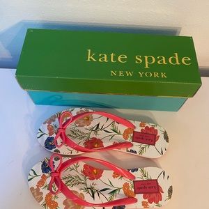Kate Spade New in Box Pink Petunia Flip Flops Sz7